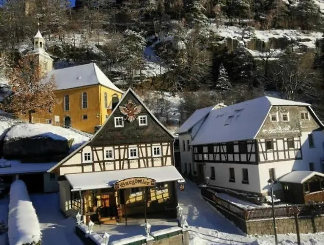 Am Berg كورورت أوبين