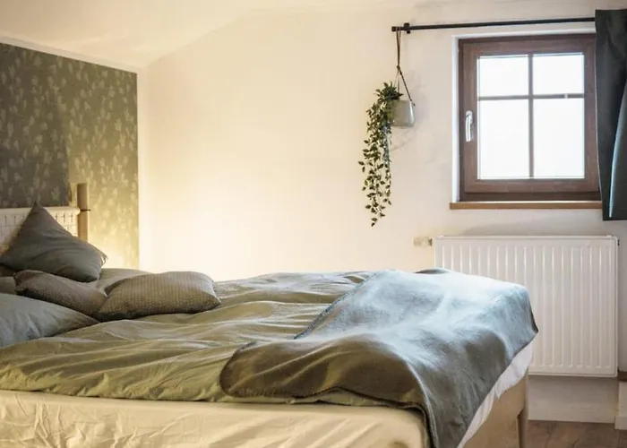 Am Berg شقة كورورت أوبين