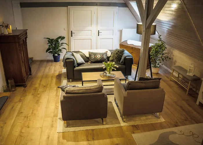 Am Berg كورورت أوبين